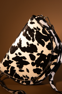 BLACK MOO