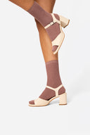 MAUVE