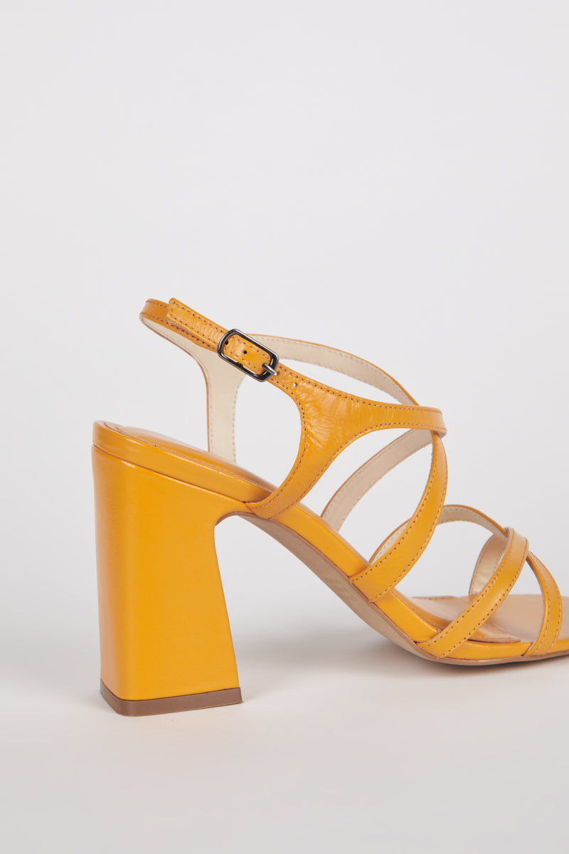 NAPLES HEEL – Intentionally Blank