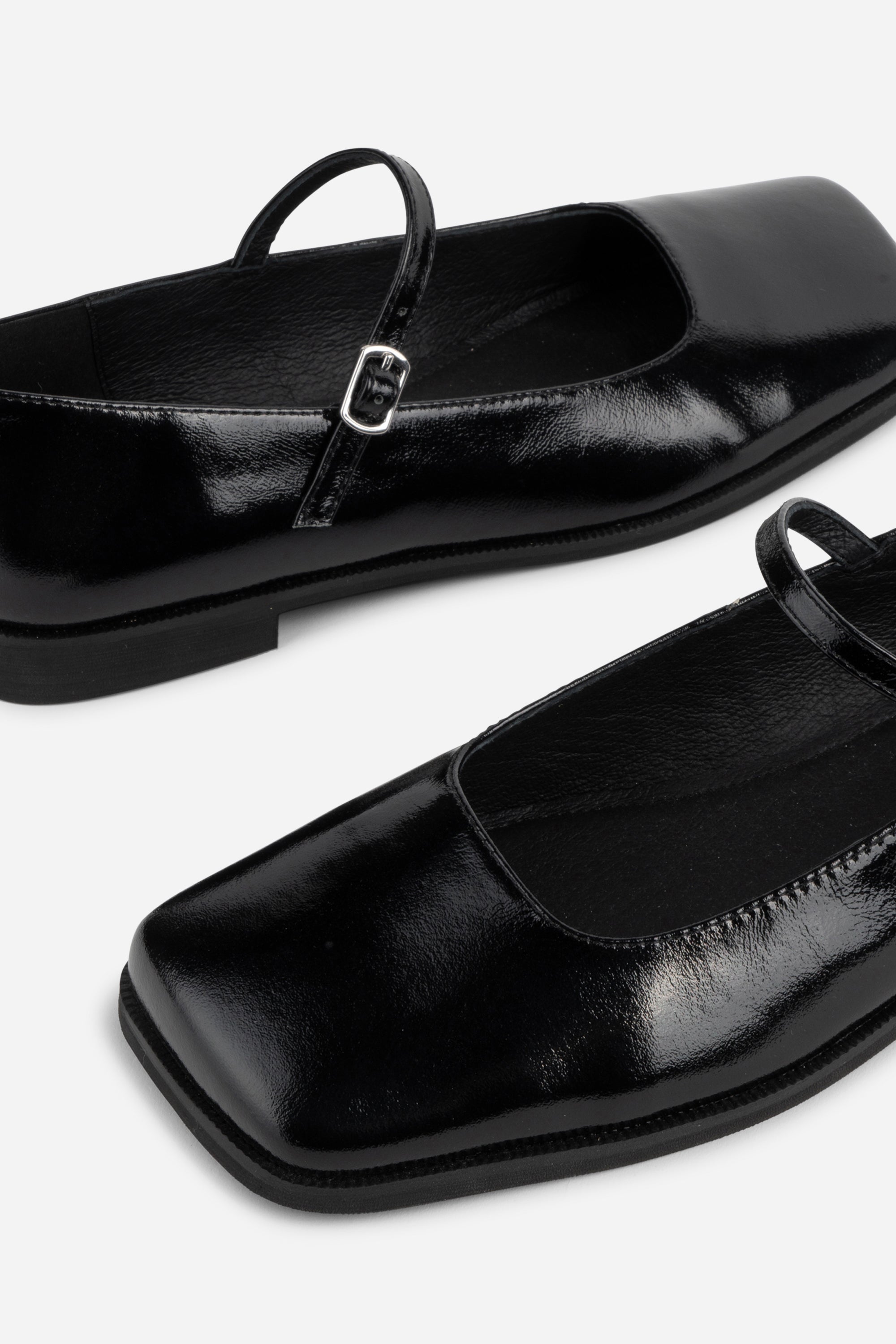 SATURN SQUARE TOE MARY JANE – Intentionally Blank