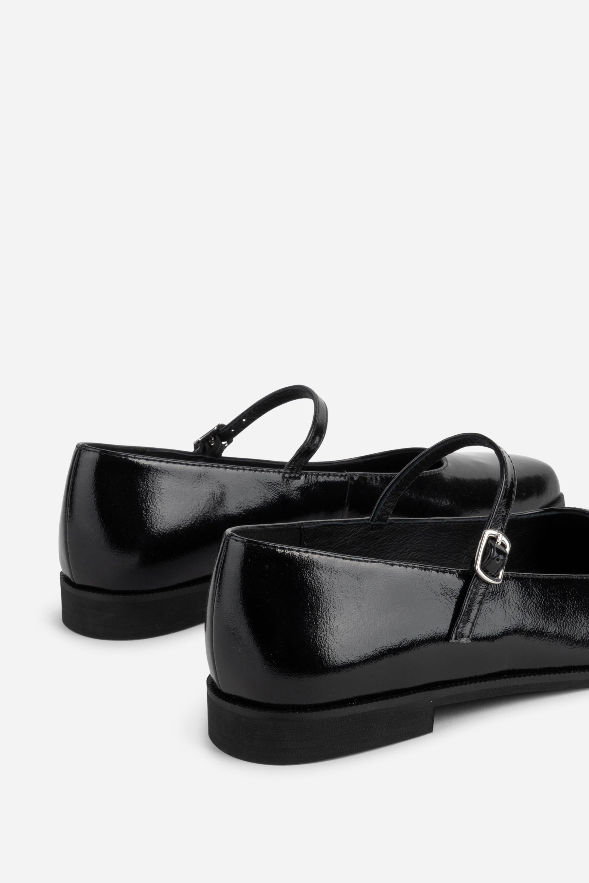 SATURN SQUARE TOE MARY JANE – Intentionally Blank