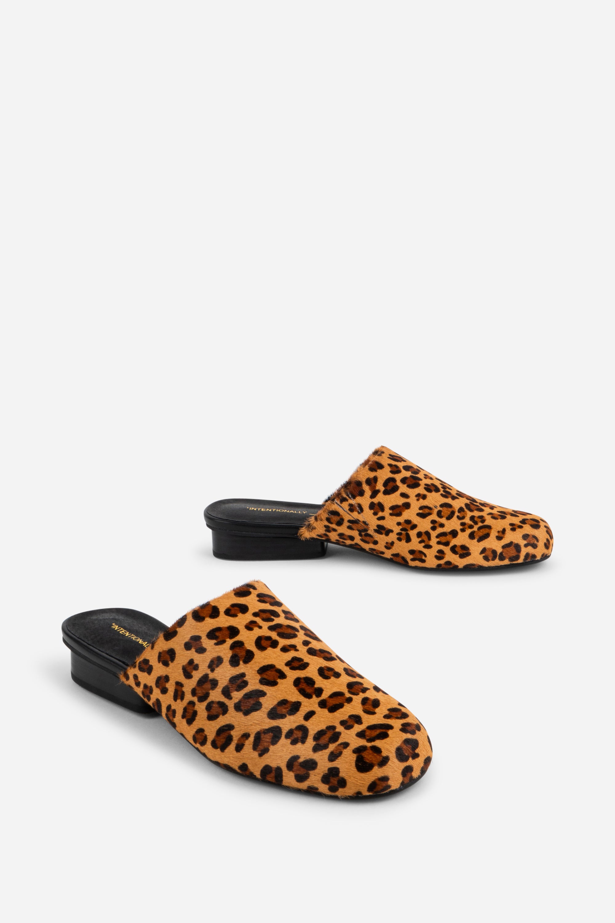 TOUCH COWHIDE SLIP ON – Intentionally Blank