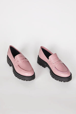 TRIO LUG SOLE OXFORD – Intentionally Blank