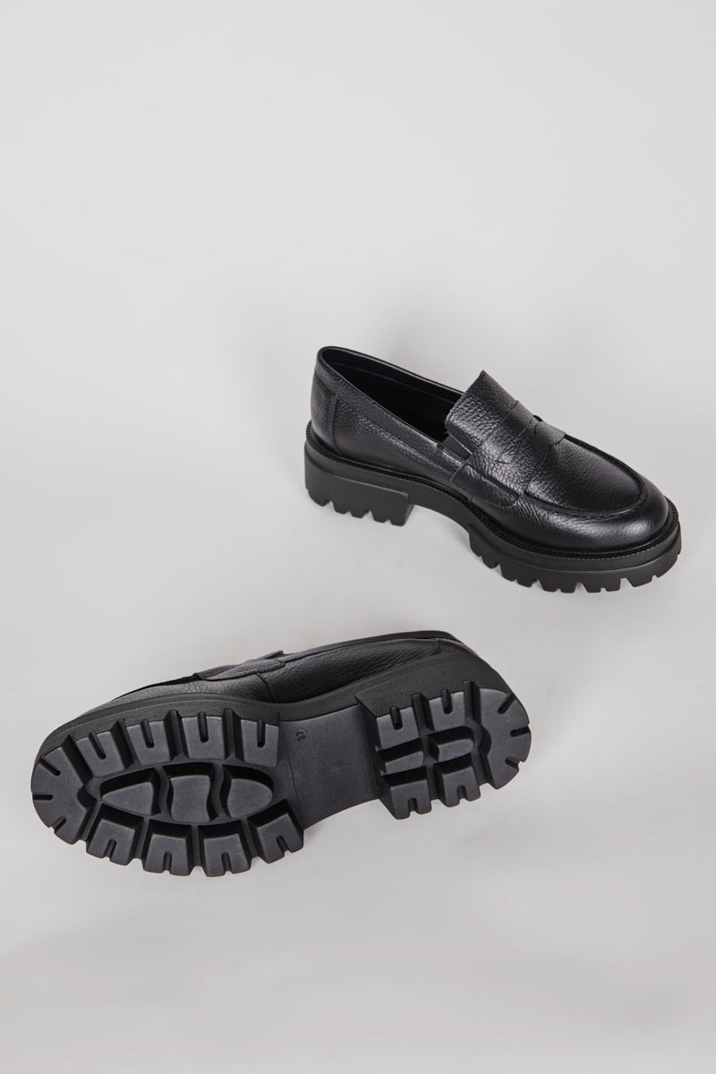TRIO LUG SOLE OXFORD – Intentionally Blank