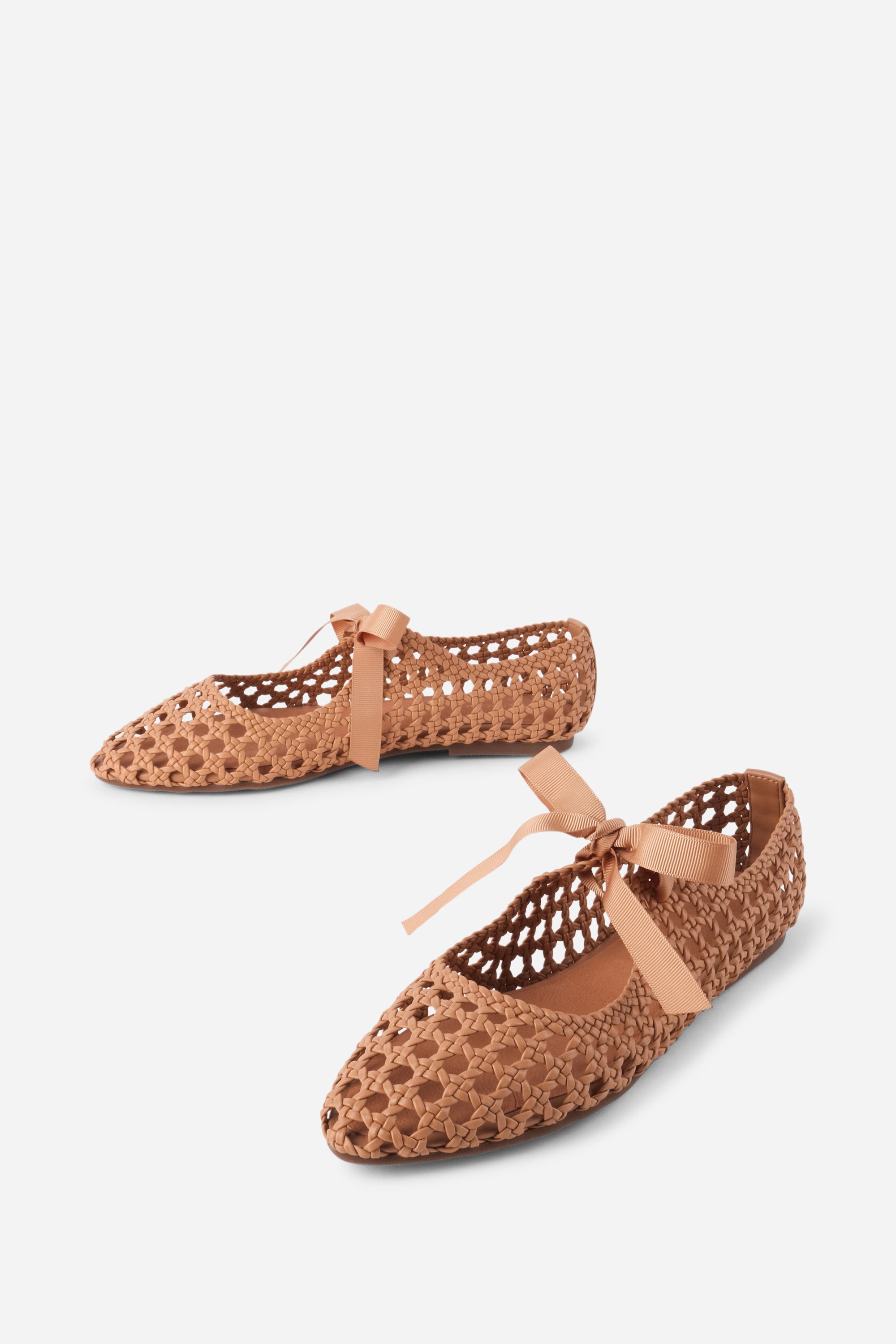【Intentionally Blank】VALLEY WOVEN VEGAN BALLET FLAT VALLEY WOVEN VEGAN BALLET FLAT – Intentionally Blank